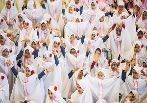جشن تکلیف ۴۰۰ دانش آموز تحت پوشش کمیته امداد در اردبیل