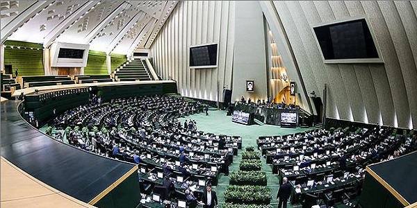 تابستان داغ وزارت آموزش و پرورش و خواب زمستانی این وزارتخانه!