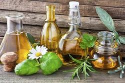 تداخل بعضی از عرقیات گیاهی با داروهای شیمیایی