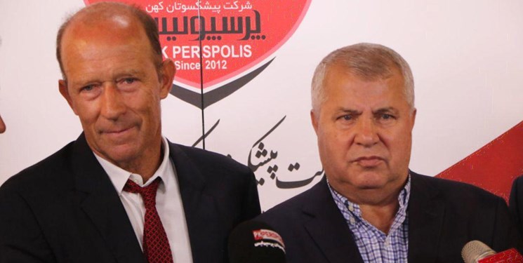 کالدرون: پروین فرد بزرگی در فوتبال ایران بوده است/ انگیزه ام قهرمانی دوباره در لیگ است/ برد در دربی برایم مزه بیشتری دارد