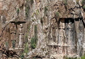 رونمایی از پوستر جشنواره منطقه‌ای داستان نویسی بلوطیکا ایذه