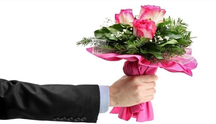 اشتغال جدید برخی آقایون / چند می&zwnj;گیری بیای خواستگاری؟!
