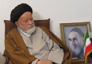 امام جمعه سمنان رحلت آیت الله حسینی شاهرودی را تسلیت گفت