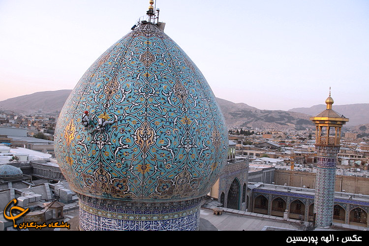چراغ سرزمین مشاعیر ایران که بود؟