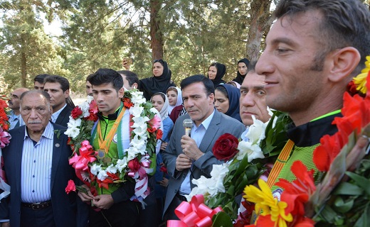 استقبال از مدال آوران لرستانی رقابت&zwnj;های جهانی کارگران