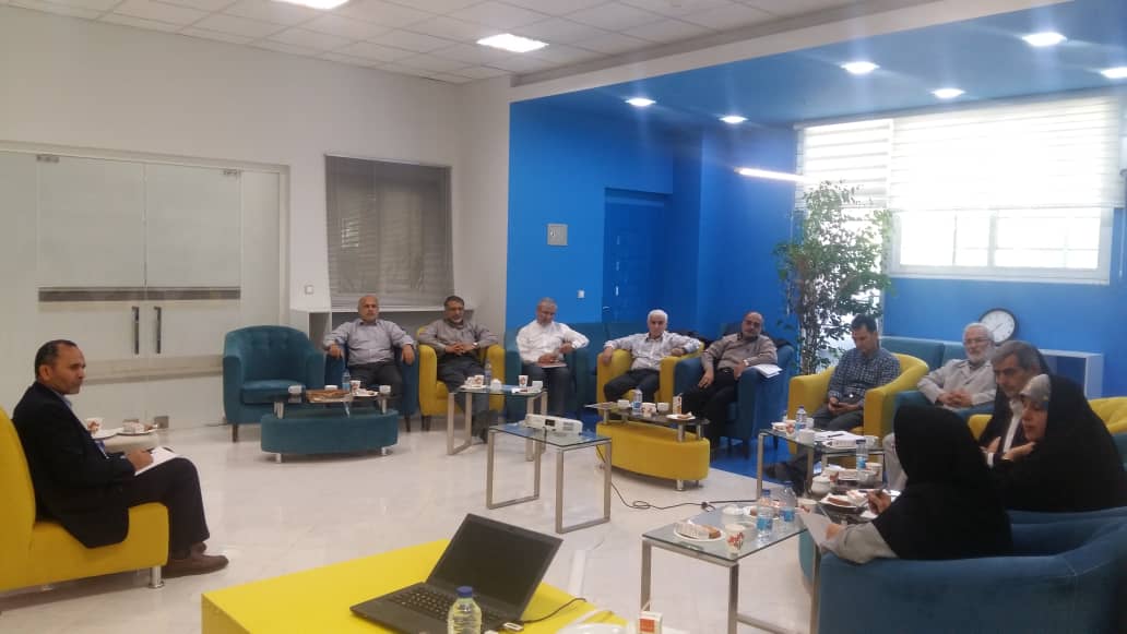 نقش کاربردی دانشگاه ها در طرح مثلث توسعه اقتصادی