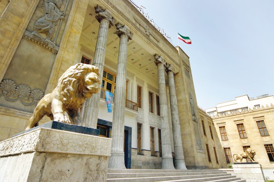 حساب&zwnj;های مشتریان حقیقی ایرانی بانک ملی فاقد اطلاعات معتبر سجلی مسدود می شود