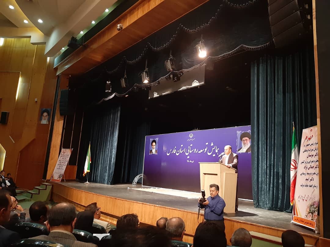 مدیران کار جهادی انجام دهند/امروز مردم به لحاظ غذایی و دارویی تهدید شده‌اند