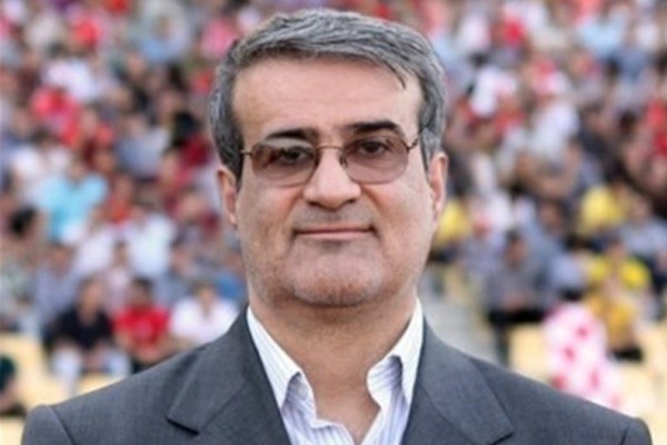 قنبرزاده: فدراسیون فوتبال فعالیت هایش را با هماهنگی نهاد&zwnj;های نظارتی انجام می&zwnj;دهد/ فعالیت&zwnj;های ساکت قانونی است/ باید جایی جلوی ناهنجاری&zwnj;های فوتبال ایستاد