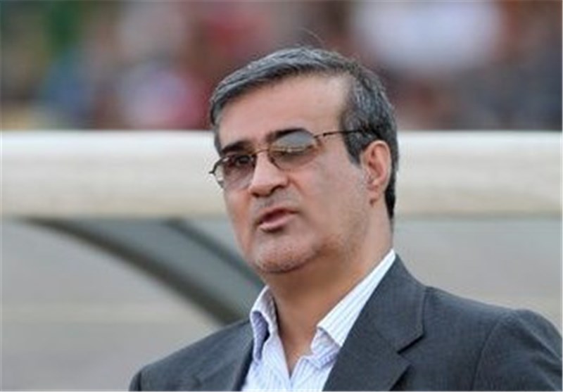 قنبرزاده: فدراسیون فوتبال فعالیت هایش را با هماهنگی نهاد&zwnj;های نظارتی انجام می&zwnj;دهد/ فعالیت&zwnj;های ساکت قانونی است/ باید جایی جلوی ناهنجاری&zwnj;های فوتبال ایستاد