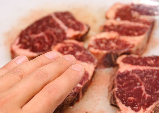 چگونه استیک درست کنیم؟
