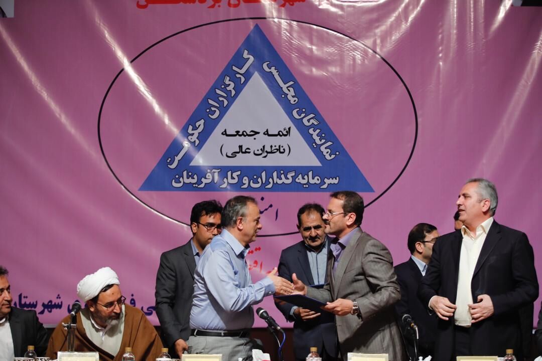 امضاء پنج  تفاهمنامه معین&zwnj;های اقتصاد مقاومتی در شهرستان بردسکن