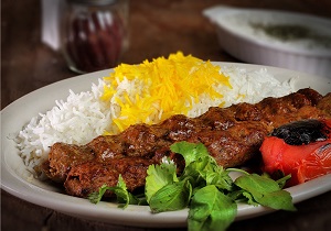 گوشت وارداتی به همه رستوران داران داده شده است/ قیمت&zwnj;ها کاهش پیدا کرده است