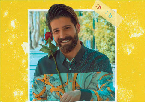 ترفند غیر حرفه&zwnj;ای برخی خوانندگان پاپ برای جذب هوادار / با آهنگ من لب بزن!