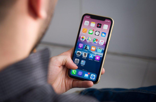 چرا Face ID از Touch ID بهتر است؟ +فیلم