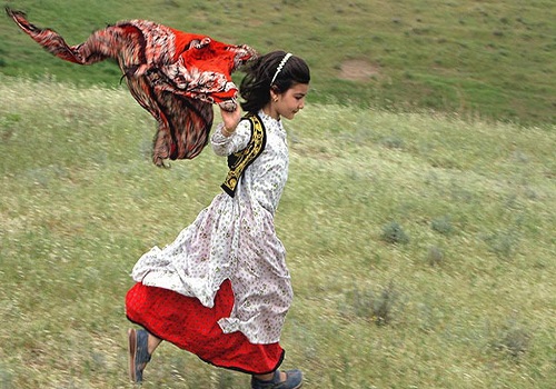 همزاد فرهنگ کهن اردبیل از دیروز تا امروز/تقلید نابجایی که فرهنگ بومی را قربانی می&zwnj;کند