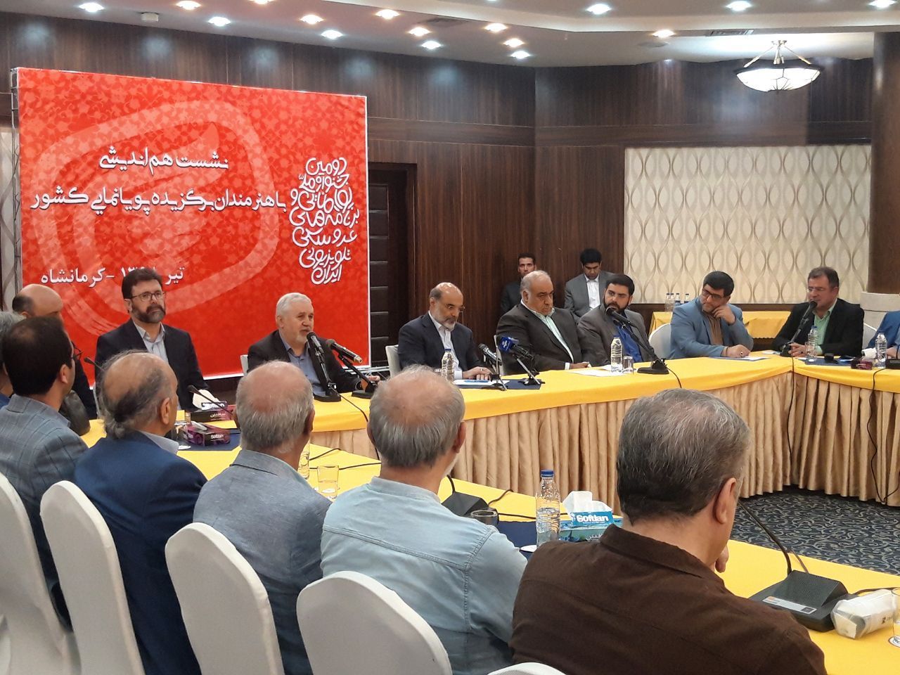 عروسک های تولیدات هنرمندان شناسنامه دار می شود