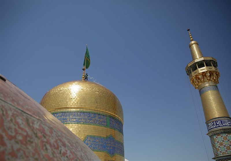 شست و شوی گنبد مطهر حضرت رضا (ع) +تصاویر