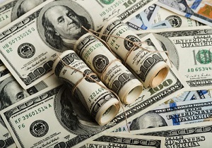 نزدیک شدن نرخ ارز آزاد به نیمایی، لازمه تشکیل بازار متشکل است