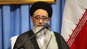 هر چه سریعتر تدبیری برای مشکل دست‌فروشان شود