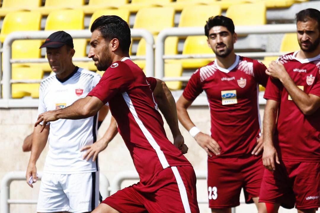 ماهینی به تهران باز می‌گردد