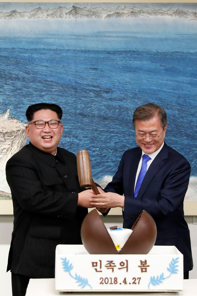 چهره های مطرح جهان که عاشق شیرینی هستند + تصاویر