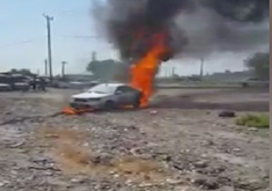آتش‌ گرفتن خودرو در پمپ بنزین اهواز + فیلم