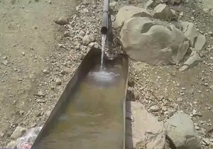 احیای چشمه در روستای طرزه + فیلم