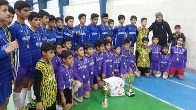تیم فوتسال مریوان بر روی نردبان ترقی