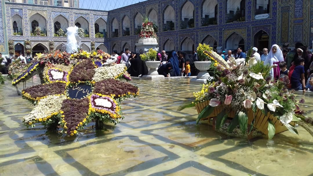 گزارش تصویری از حال و هوای حرم رضوی در روز میلاد امام رضا (ع)+تصاویر