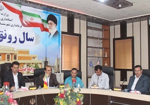 بررسی وضعیت کارگران بیکار شده بنگاه‌های اقتصادی ناشی از سیل اخیر در دشت آزادگان