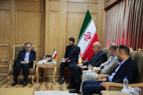 برگزاری هفته‌های فرهنگی و مذهبی در مشهد برنامه‌ریزی شود