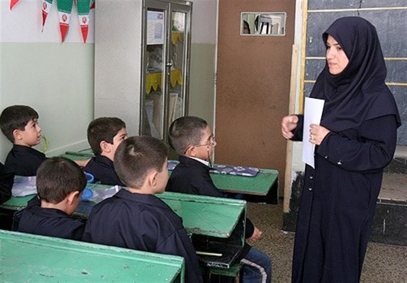 مقوله نا آشنایی به نام &laquo;معلم تمام وقت&raquo; در سند تحول نمی&zwnj;شناسم
