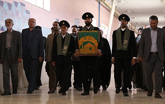 آزادی ۴۸ زندانی باحضور کاروان زیرسایه خورشید