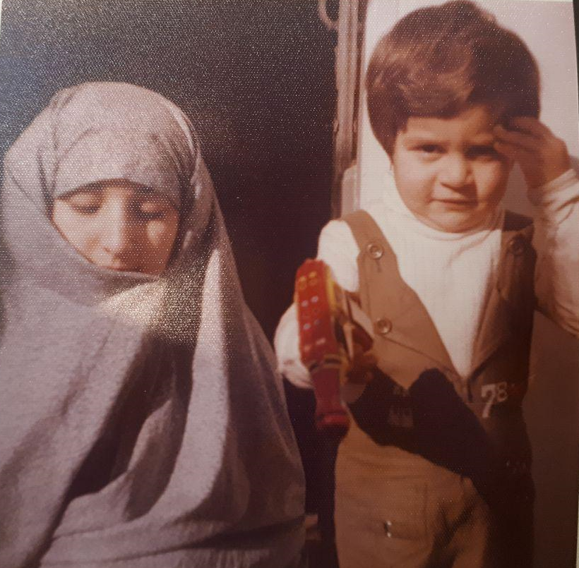 زیر و بم زندگی بانوی ۶۱ ساله پس از شکست سرطان به سراغ تحصیل رفت + تصاویر