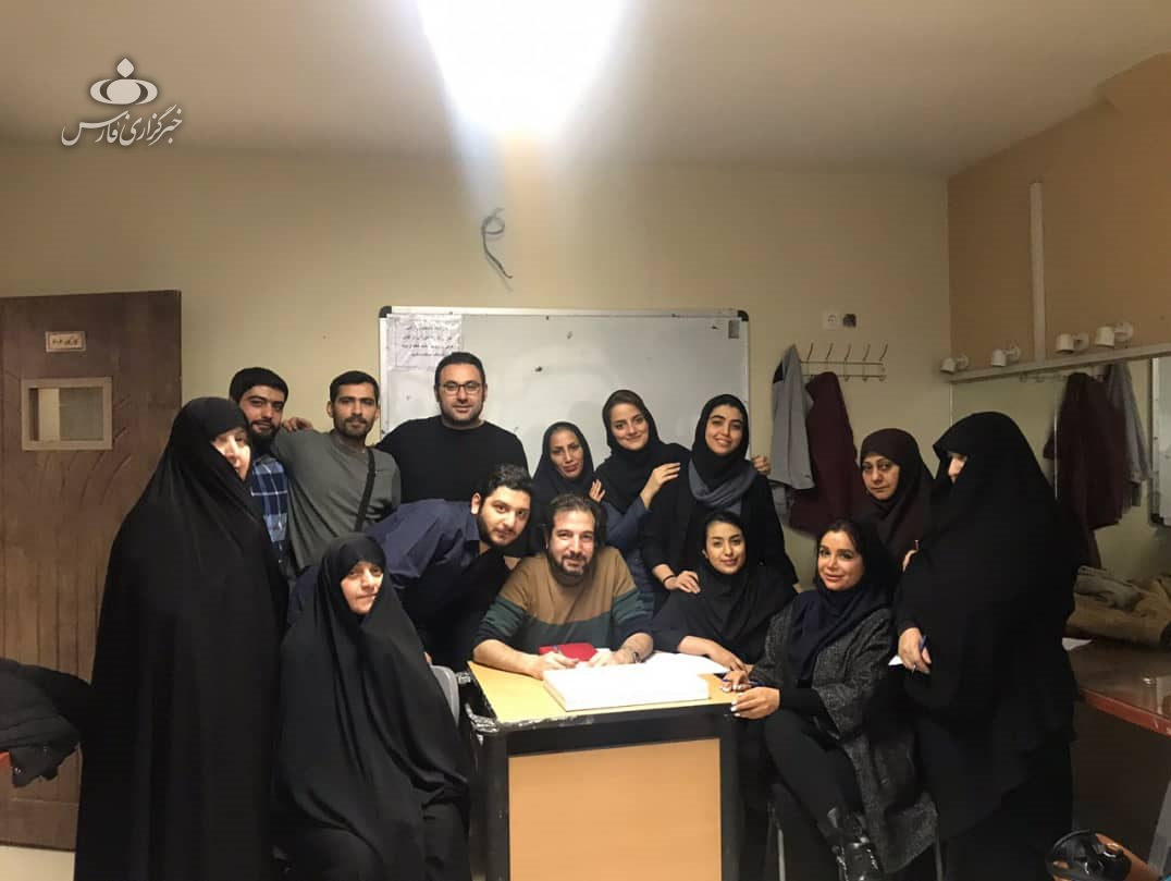 زیر و بم زندگی بانوی ۶۱ ساله پس از شکست سرطان به سراغ تحصیل رفت + تصاویر