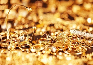 طلا در قزوین ۱۲ هزار تومان پایین آمد