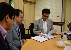 معاونت امور بهداشتی دانشگاه علوم پزشکی یزد با دفتر پیشخوان دولت تفاهم نامه همکاری امضاکردند