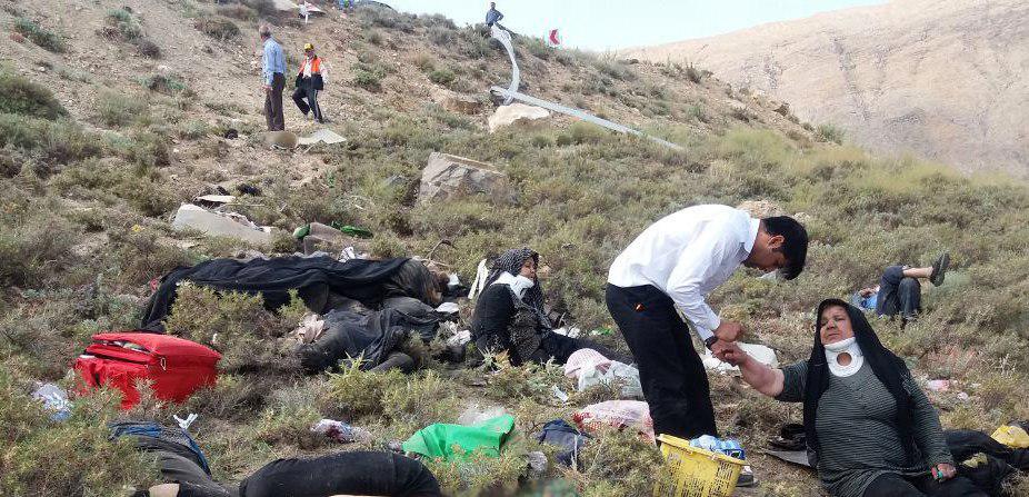 آخرین جزییات از سقوط مینی بوس در خوانسار/ ۲۲ نفر کشته و زخمی شدند/ علت حادثه مشخص شد