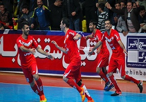 پیروزی تیم گیتی پسند مقابل آذرخش بندرعباس