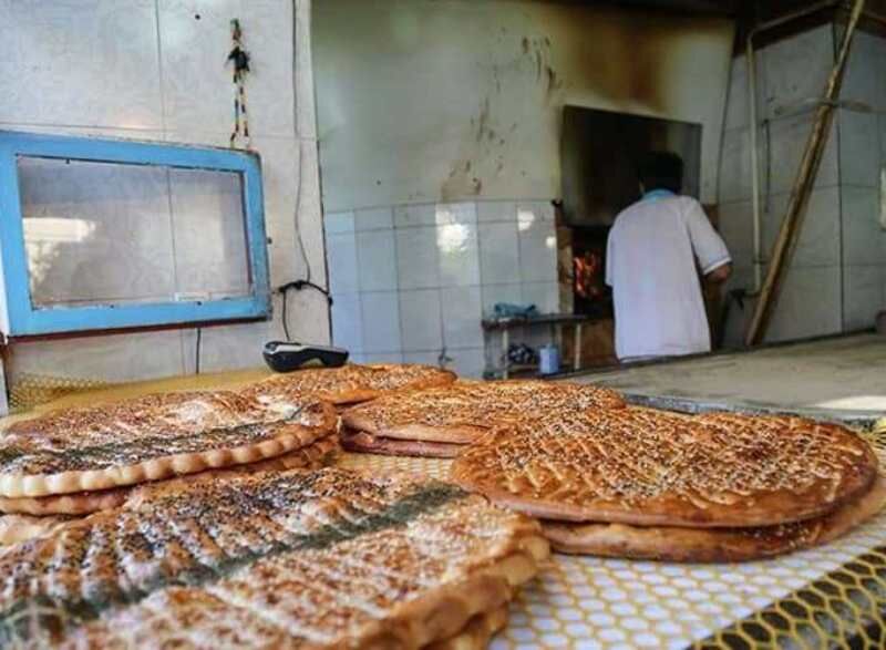 هفت باب نانوایی متخلف در سرباز تعطیل شد