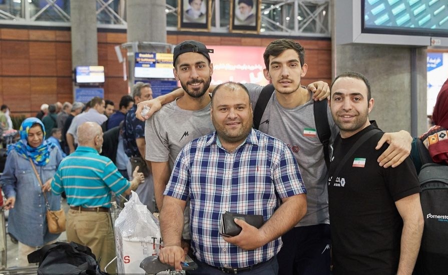 بازگشت تیم ملی والیبال به تهران + تصاویر