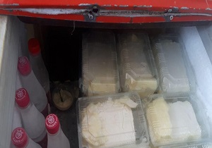 کشف ۵۰۰ کیلوگرم بستنی سُنّتی غیرمجاز در محمدیه