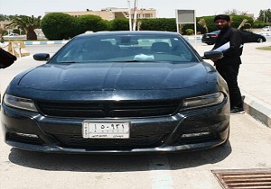 جنجال هنجارشکنان این بار در قم/ سیل وعده&zwnj;های مسئولان در خوزستان به کجا رسید؟/ ورود خودرو با پلاک عراقی به منطقه آزاد اروند/بافت&zwnj; فرسوده مسجد سلیمان در وضعیت قرمز