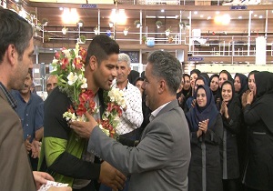 خیر اصفهانی حامی کارگران ورزشکار