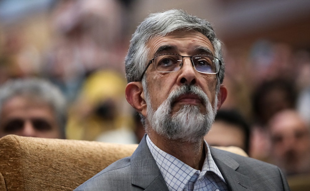 رهبر انقلاب: مطالبی را که در تمجید از خودم باشد، نمی&zwnj;خوانم