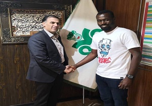 پیوستن مهاجم نیجریه‌ای به تیم فوتبال ذوب‌آهن