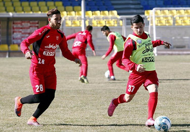 مهاجم سابق پرسپولیس از گل گهر جدا شد