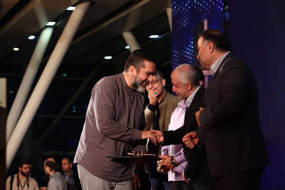 سینما می‌تواند بستری مناسب برای جامعه سالم را فراهم کند