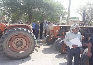 پلاک گذاری تراکتورها در رامهرمز